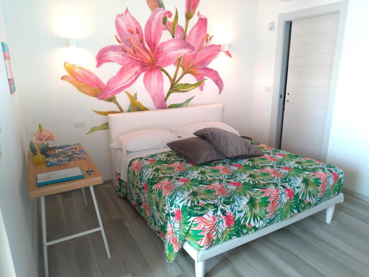 My Monopoli - Casa Dei Fiori "Magnolia" Cala Paradiso Екстер'єр фото